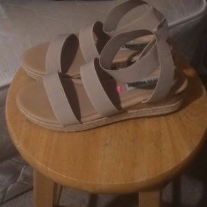 Steve Madden girls sandals
